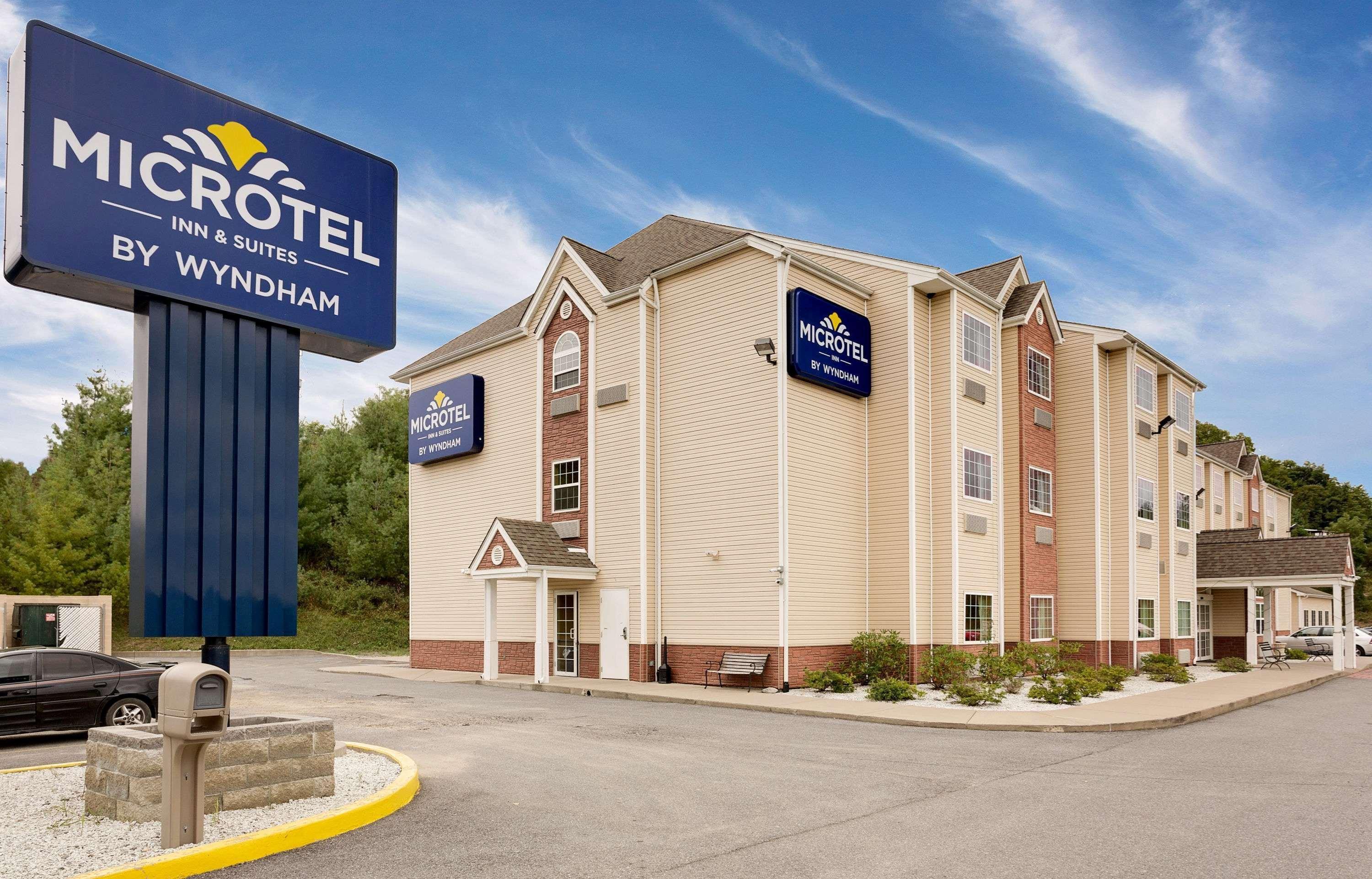Microtel Inn & Suites By Wyndham Принстън Екстериор снимка